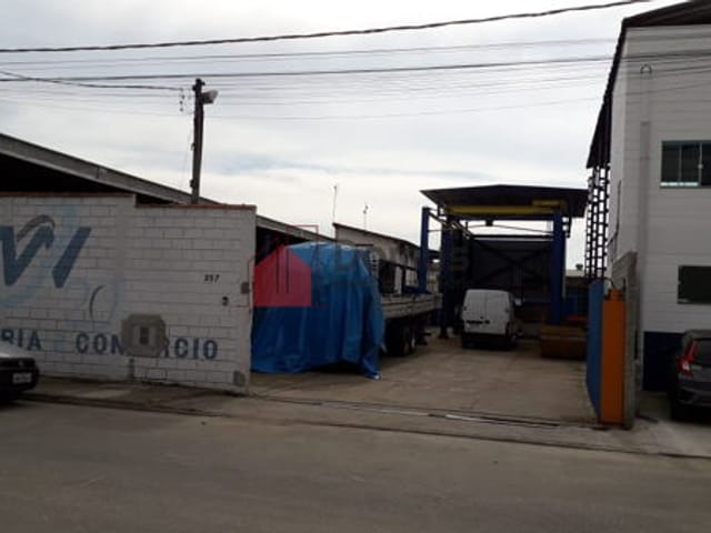 Galpão / Barracão com 600m², à venda ou para alugar, no bairro Cidade Nova em Pindamonhangaba