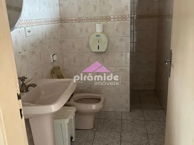 Comercial com 188m², à venda ou para alugar, no bairro Santana em São José Dos Campos