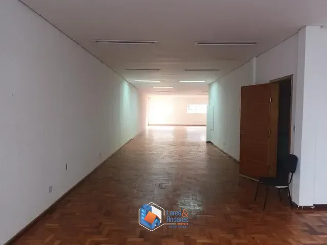 Comercial com 1999m², à venda, no bairro Centro em São Paulo