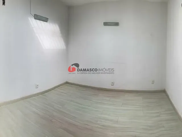 Ponto com 230m², à venda, no bairro Santa Paula em São Caetano do Sul