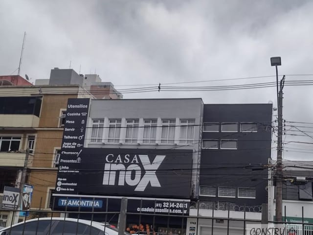 Comercial à venda, no bairro Centro em Curitiba