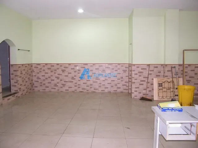 Loja para alugar, no bairro SAO CRISTOVAO em Rio De Janeiro