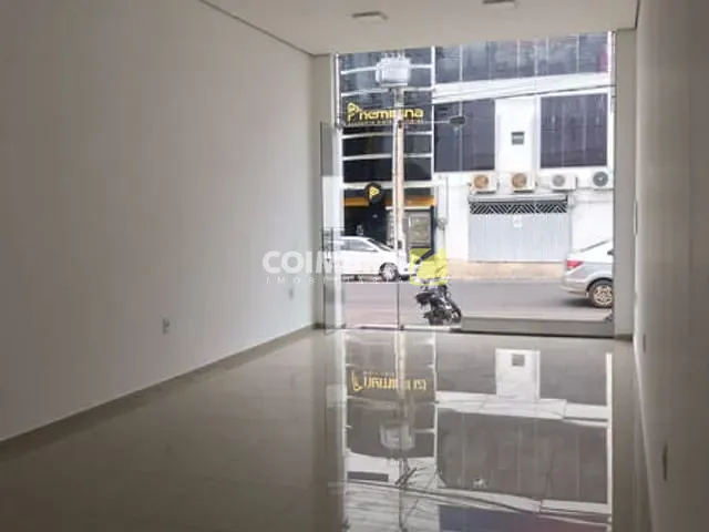 Sala com 40m², para alugar, no bairro Centro em Santarém