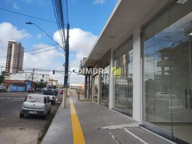 Sala com 40m², para alugar, no bairro Centro em Santarém