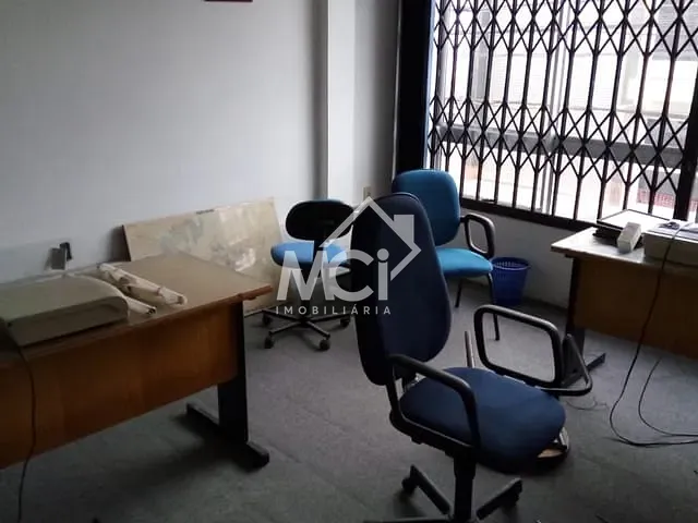 Prédio com 170m², à venda, no bairro Centro em Pelotas