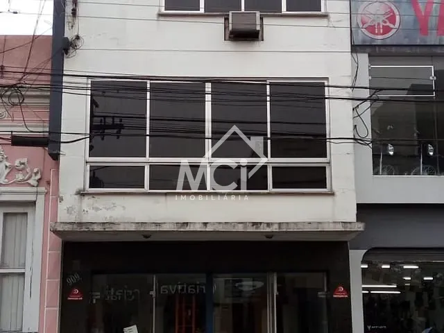 Prédio com 170m², à venda, no bairro Centro em Pelotas