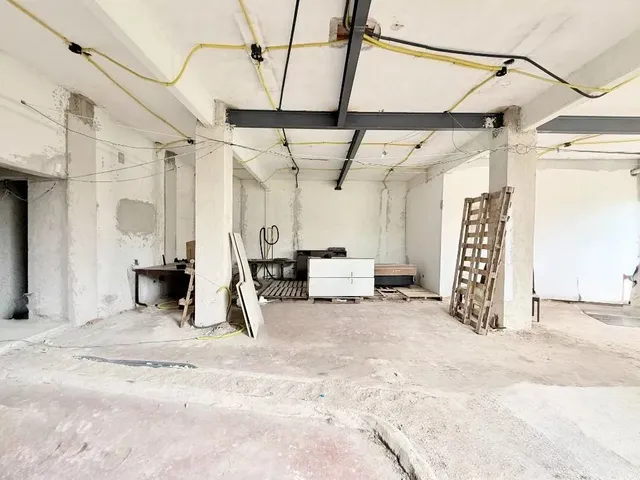 Comercial para alugar, no bairro Rebouças em Curitiba