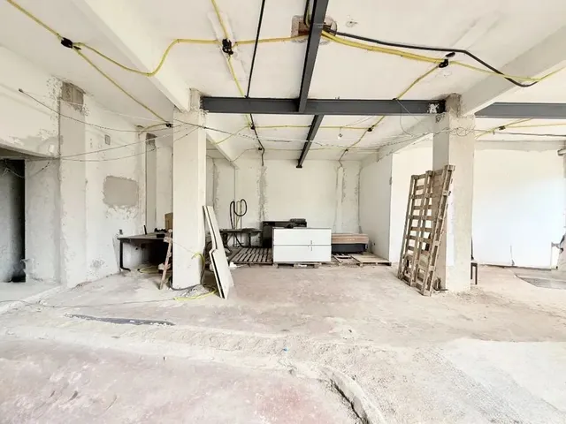 Comercial para alugar, no bairro Rebouças em Curitiba
