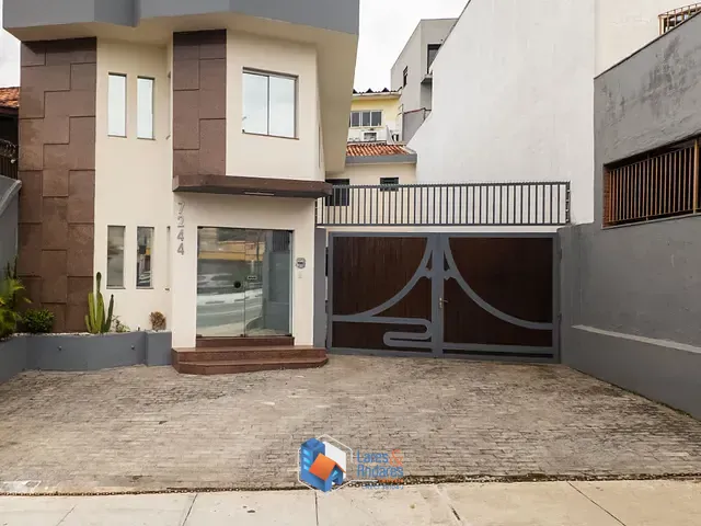 Comercial com 250m², à venda, no bairro Interlagos em São Paulo