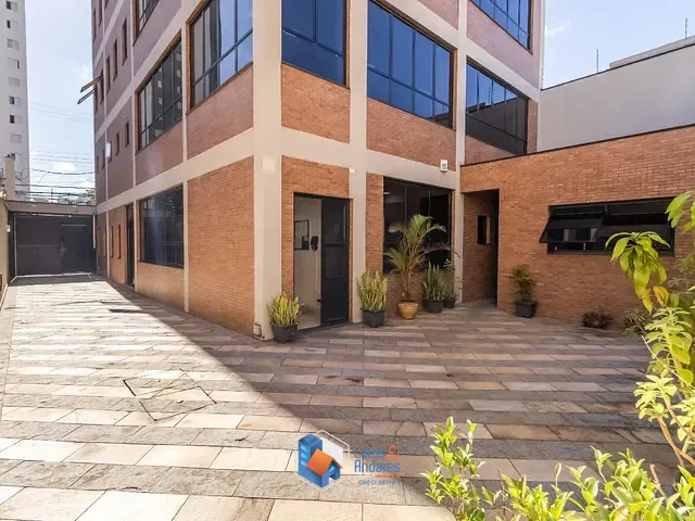 Comercial com 325m², à venda, no bairro Vila Leopoldina em São Paulo