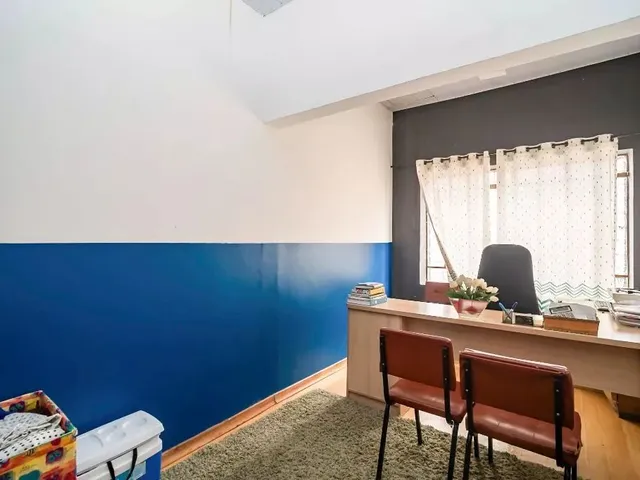 Comercial à venda, no bairro Centro em Curitiba
