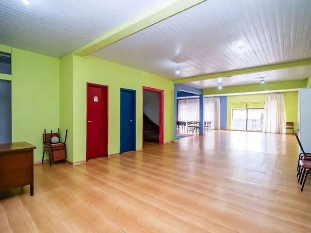 Comercial à venda, no bairro Centro em Curitiba