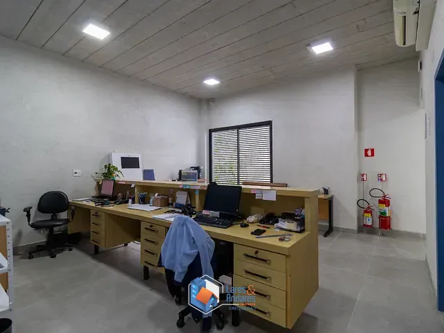 Comercial com 227m², à venda, no bairro Chácara Santo Antônio (Zona Sul) em São Paulo