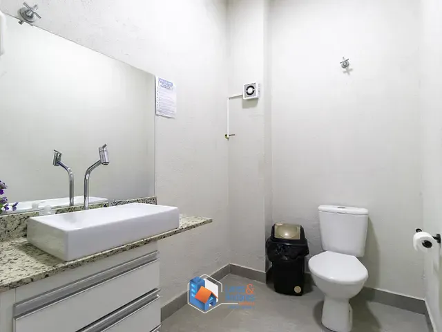 Comercial com 227m², à venda, no bairro Chácara Santo Antônio (Zona Sul) em São Paulo