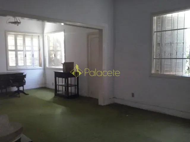 Comercial com 650m² 5 quartos e 4 banheiros, à venda, no bairro Centro em Pindamonhangaba