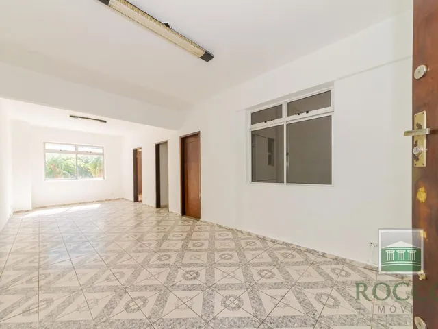 Comercial para alugar, no bairro Centro em Curitiba