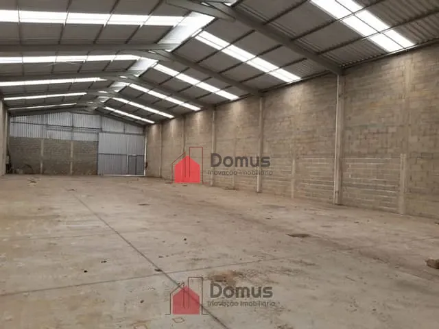 Galpão / Barracão com 1500m², à venda ou para alugar, no bairro Residencial Maricá em Pindamonhangaba