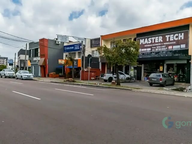 Comercial à venda, no bairro Ahú em Curitiba