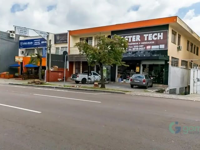 Comercial à venda, no bairro Ahú em Curitiba