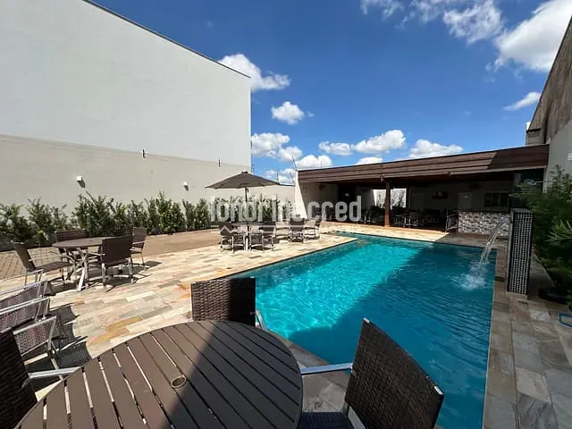 Comercial com 420m² 1 quarto e 5 banheiros, à venda, no bairro Monte Carlo em Londrina
