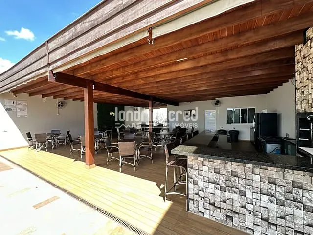Comercial com 420m² 1 quarto e 5 banheiros, à venda, no bairro Monte Carlo em Londrina