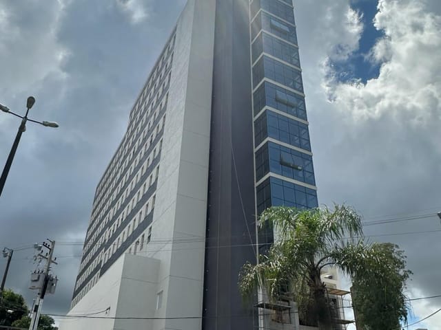 Sala com 193m², à venda, no bairro Nova Rússia em Ponta Grossa