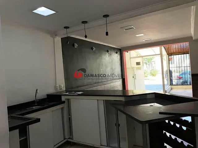 Ponto com 180m², à venda, no bairro Santa Paula em São Caetano do Sul