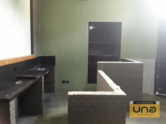 Comercial à venda, no bairro CENTRO em Curitiba
