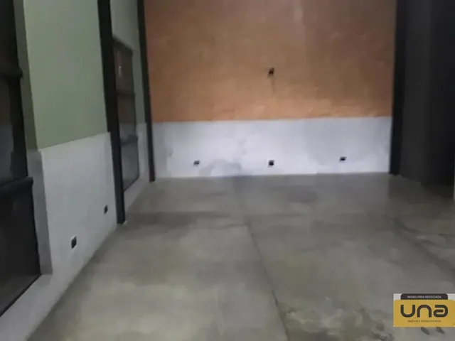 Comercial à venda, no bairro CENTRO em Curitiba
