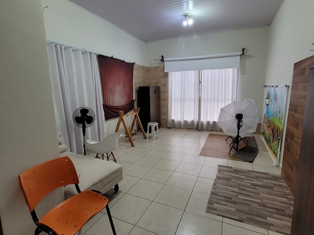 Casa com 283m², à venda, no bairro Centro em Ponta Grossa