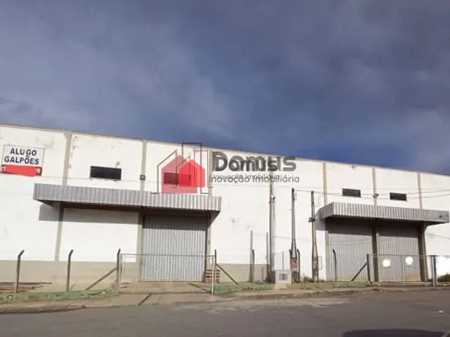 Galpão / Barracão com 2000m², para alugar, no bairro Residencial e Comercial Cidade Jardim em Pindamonhangaba