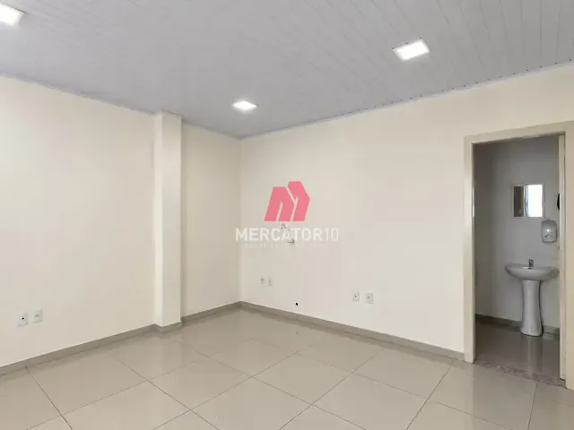 Loja para alugar, no bairro Velha em Blumenau