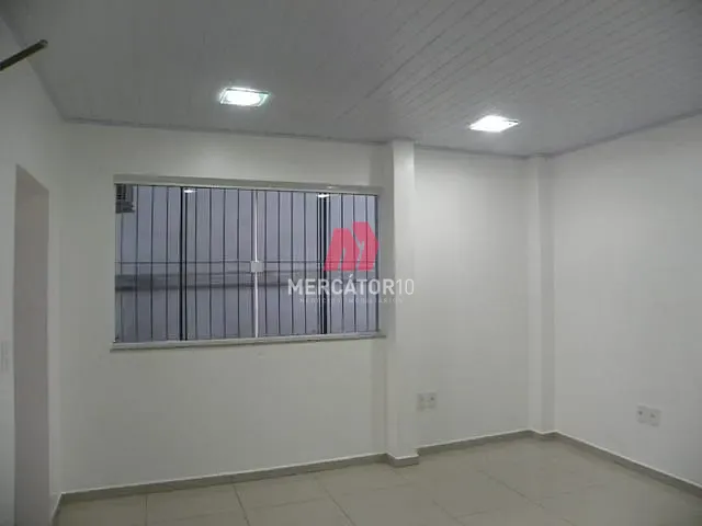 Loja para alugar, no bairro Velha em Blumenau