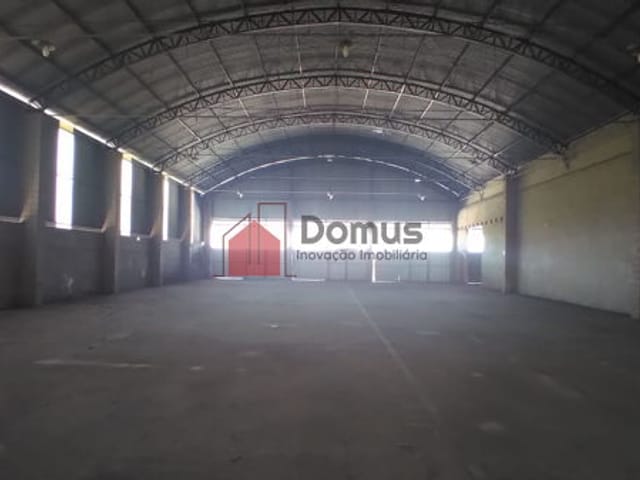Galpão / Barracão com 12600m², à venda ou para alugar, no bairro Distrito Industrial em Pindamonhangaba