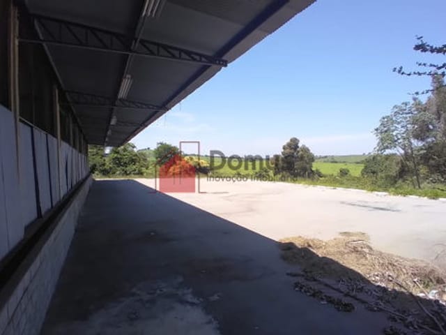 Galpão / Barracão com 12600m², à venda ou para alugar, no bairro Distrito Industrial em Pindamonhangaba