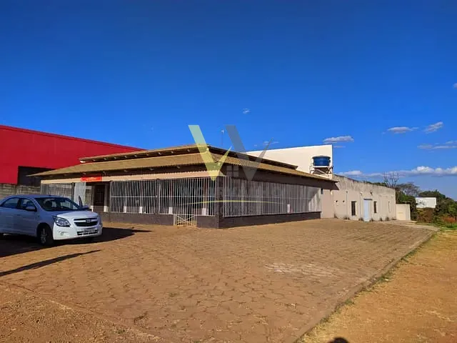 Comercial com 2369m², à venda, no bairro Distrito Agroindustrial de Anápolis em Anápolis