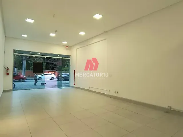 Comercial com 68m², para alugar, no bairro Vila Nova em Blumenau