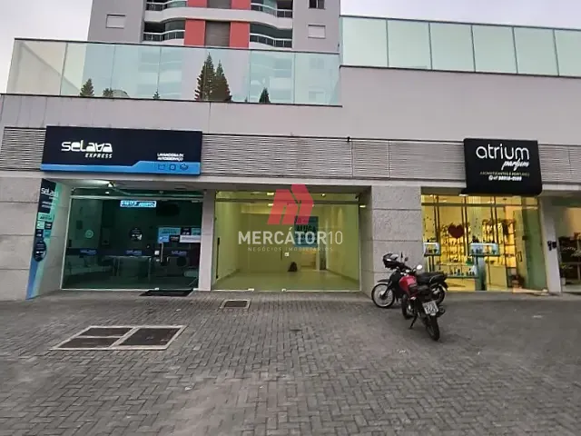 Comercial com 68m², para alugar, no bairro Vila Nova em Blumenau