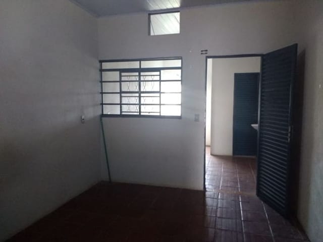 Galpão / Barracão com 404m², à venda, no bairro Santo Antônio do Pedregal em Cuiabá