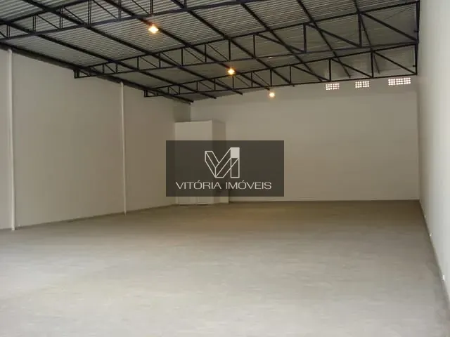 Loja à venda ou para alugar, no bairro BENTO FERREIRA em Vitoria