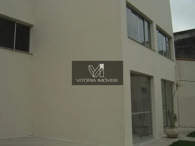 Loja à venda ou para alugar, no bairro BENTO FERREIRA em Vitoria