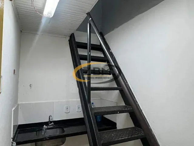 Loja com 70m², para alugar, no bairro Centro em Londrina