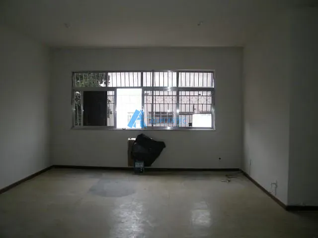 Conjunto comercial para alugar, no bairro PENHA CIRCULAR em Rio De Janeiro