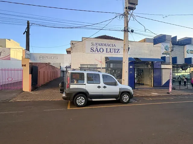 Sala para alugar, no bairro Centro em Rolândia