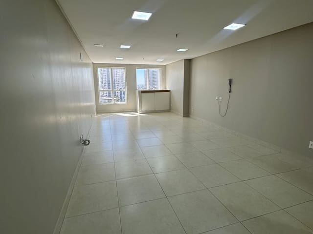 Foto do Sala - Comercial para Locação 39M², Setor Bueno, Goiânia - GO | Imobiliária TOP