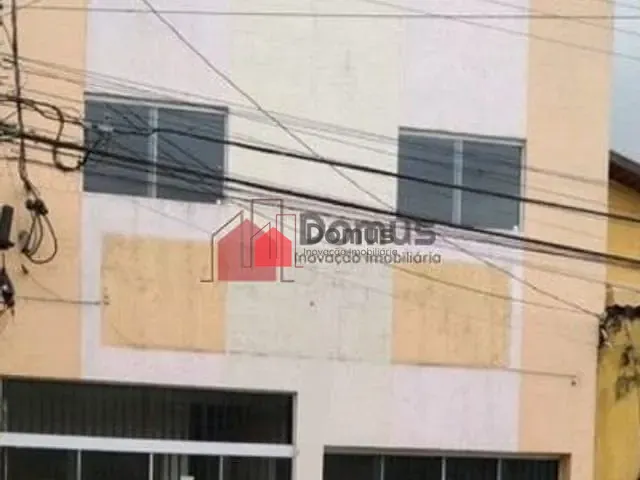 Prédio à venda, no bairro Centro em Pindamonhangaba