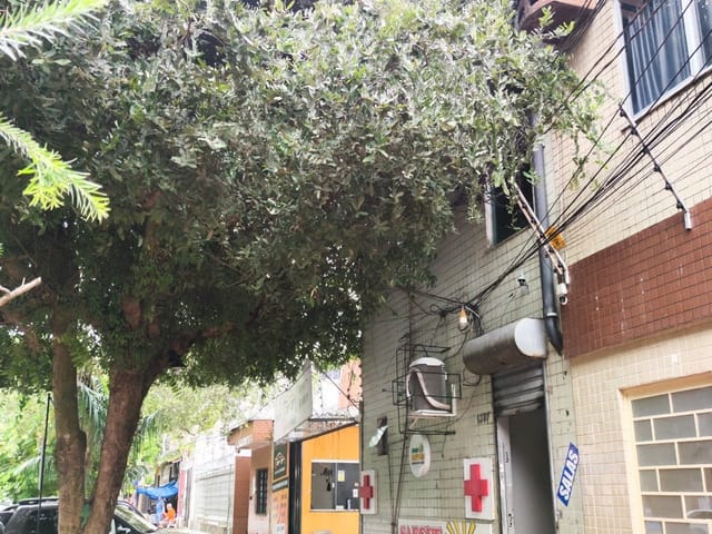 Comercial com 329m², para alugar, no bairro São Brás em Belém