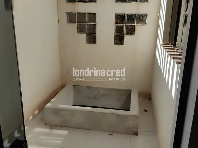 Comercial à venda, no bairro Centro em Arapongas