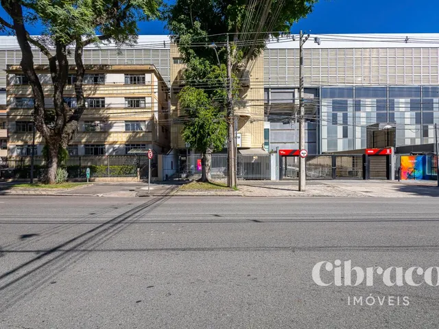 Comercial para alugar, no bairro Rebouças em Curitiba