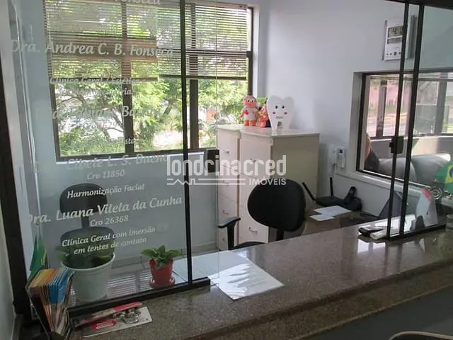 Prédio com 497m², à venda, no bairro Quebec em Londrina